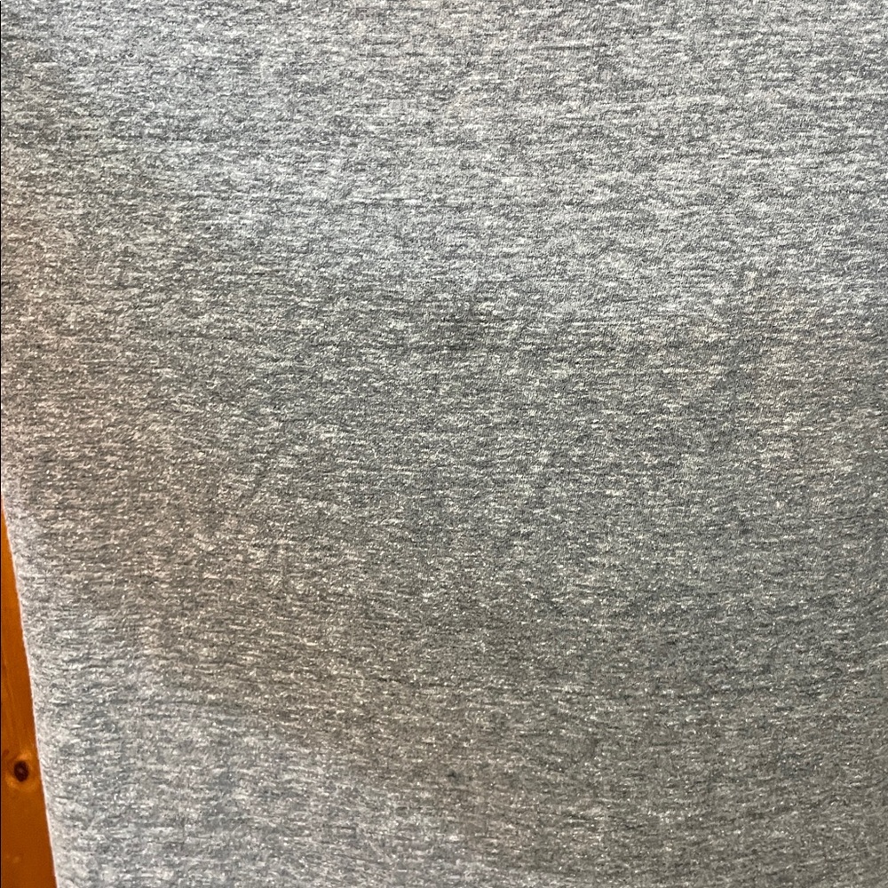 Ariat Heather Gray Men's Short Sleeve Tee short sleeve men’s shirt size medium - Picture 4 of 6